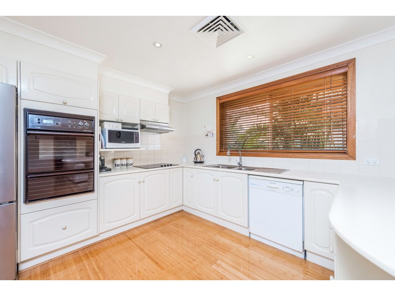 17 Armidale Avenue, Nelson Bay NSW 2315