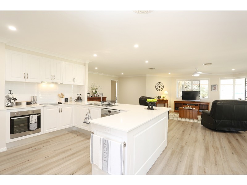 7 Glenmorgan Court, Glenvale QLD 4350