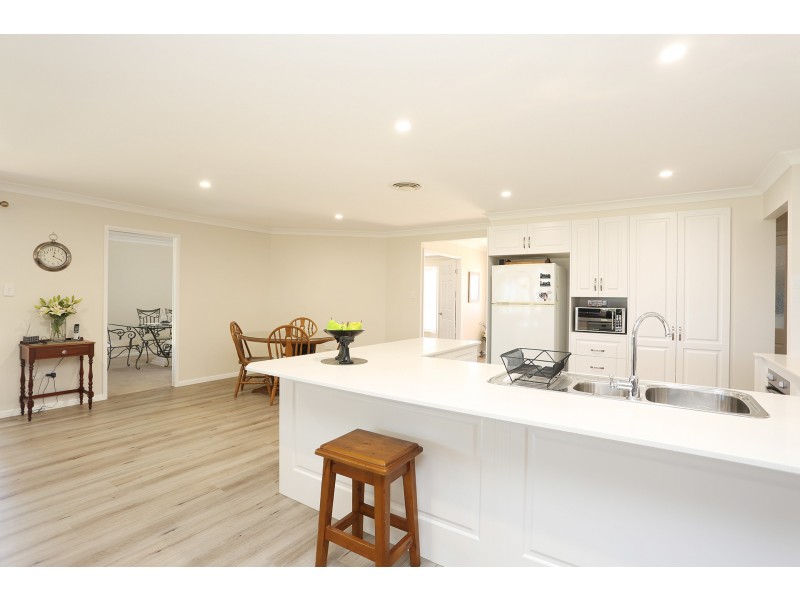 7 Glenmorgan Court, Glenvale QLD 4350
