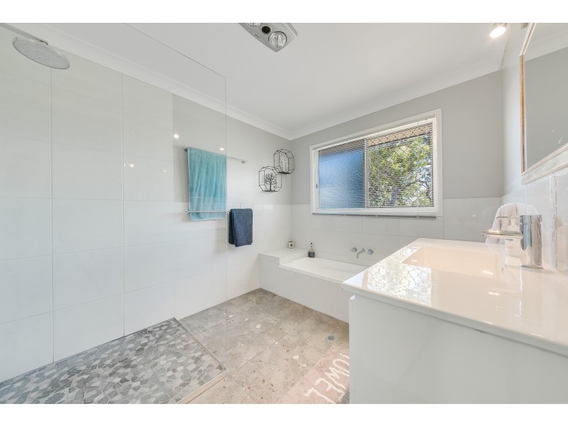 30 Fred Lawn Drive, Yeppoon QLD 4703