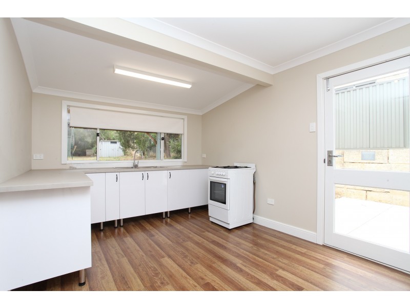 6 Croydon Street, Bellevue WA 6056