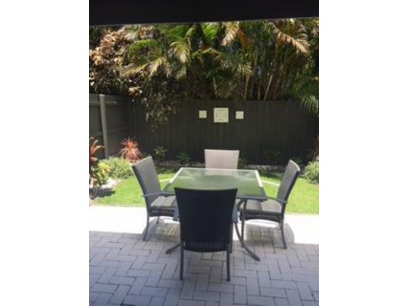 8/8 Scanlan Court, Buderim QLD 4556