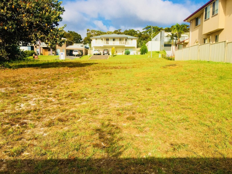 14 Casey Jayne Court, Tura Beach NSW 2548