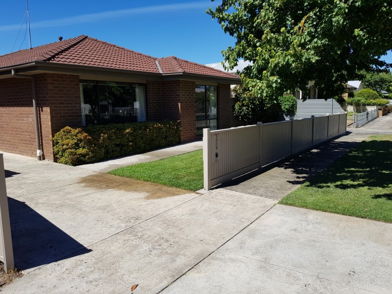 8 Nunn Street, Ballarat East VIC 3350