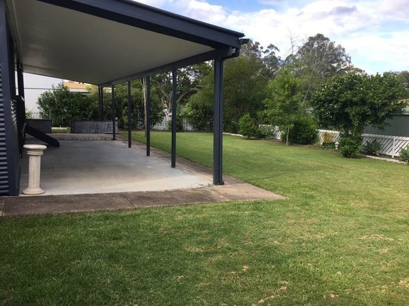 12 Jellicoe St, Brassall QLD 4305