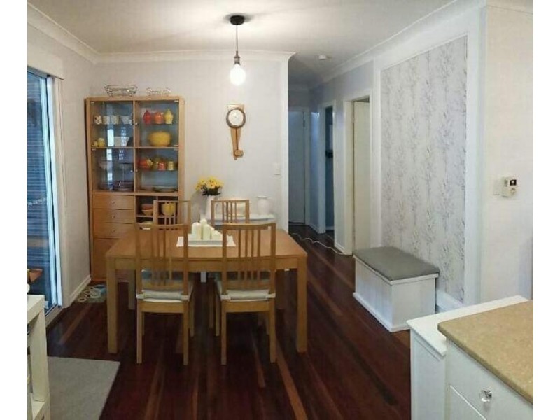 12 Jellicoe St, Brassall QLD 4305