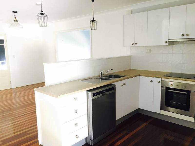 12 Jellicoe St, Brassall QLD 4305