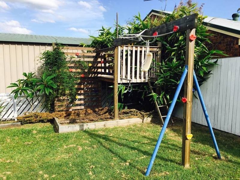 12 Jellicoe St, Brassall QLD 4305