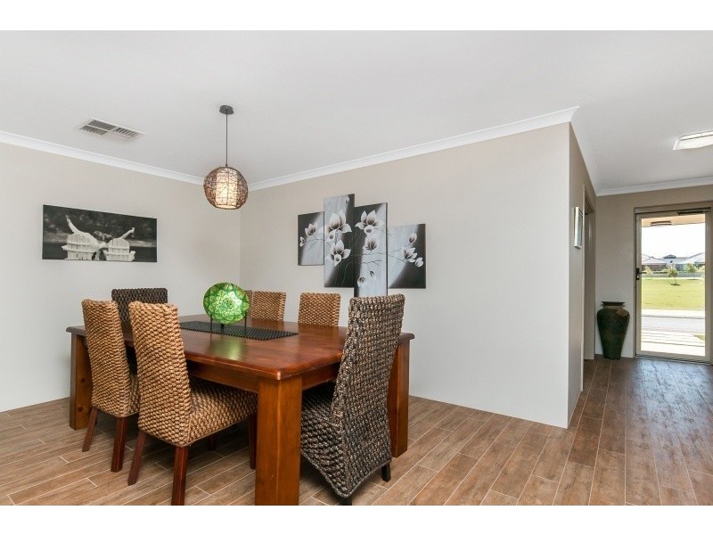 15 Syndicate Link, Munster WA 6166