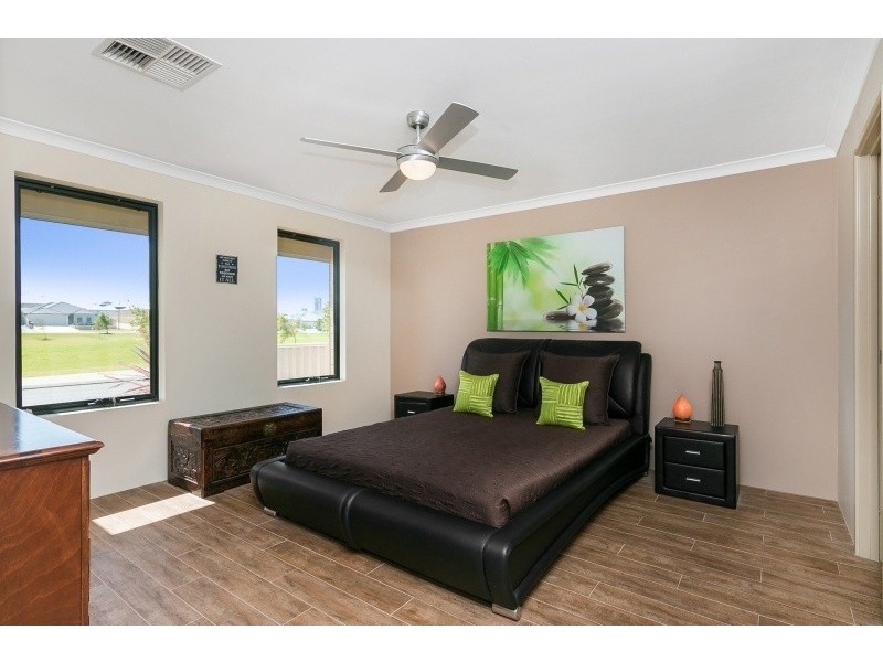 15 Syndicate Link, Munster WA 6166