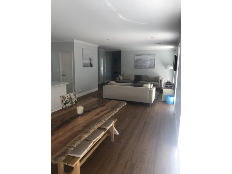 32 Littabella Avenue, Wandi WA 6167