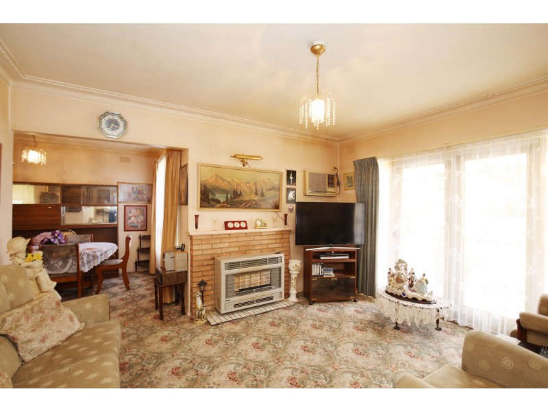 55 Ormond Avenue, Mitcham VIC 3132