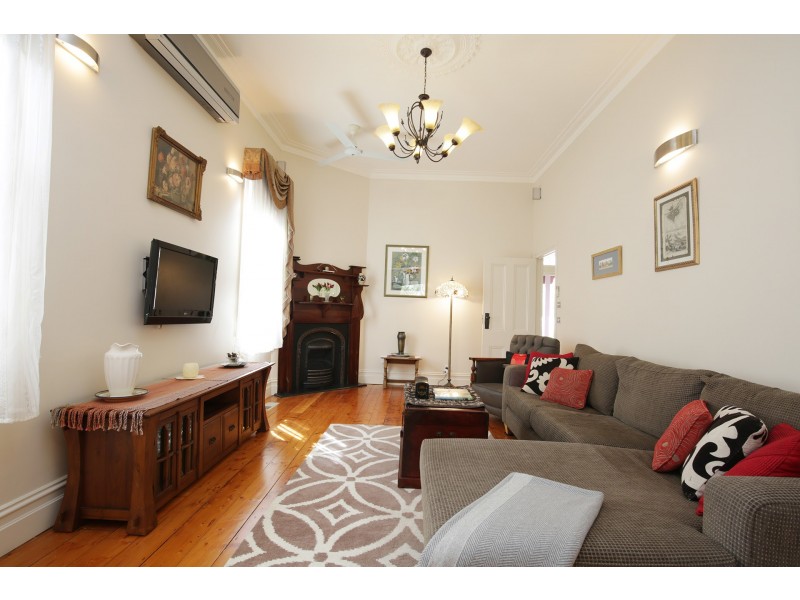 137 Autumn Street, Geelong West VIC 3218