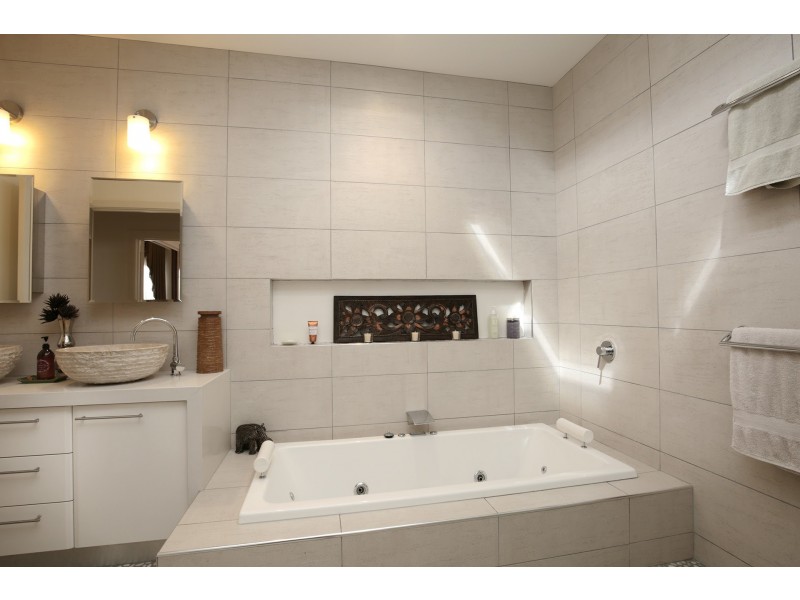 137 Autumn Street, Geelong West VIC 3218