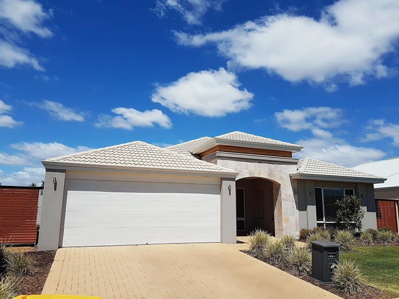17 Mistral Bend, Yalyalup WA 6280