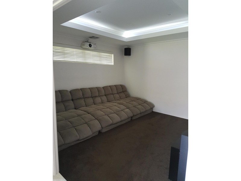 17 Mistral Bend, Yalyalup WA 6280