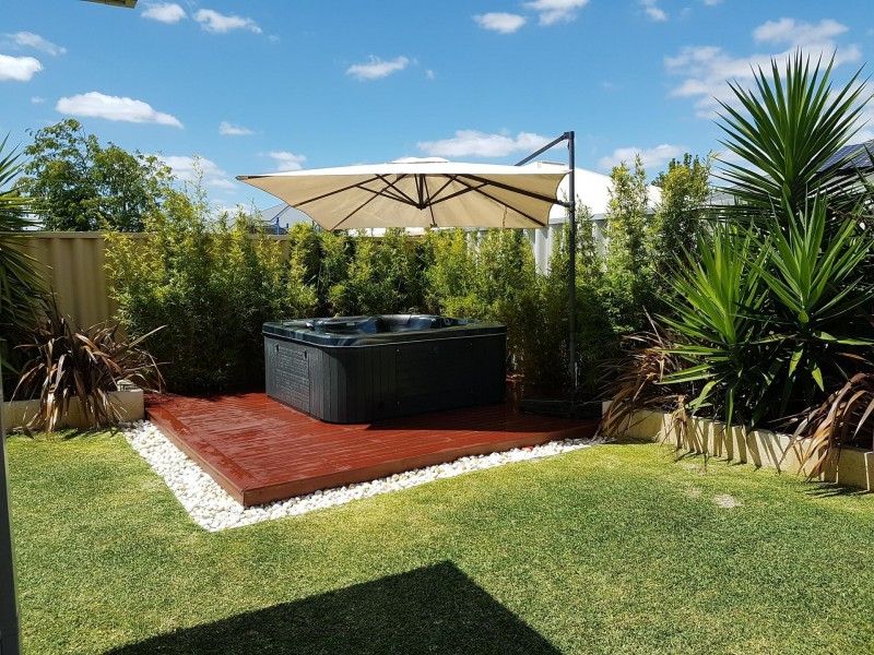 17 Mistral Bend, Yalyalup WA 6280