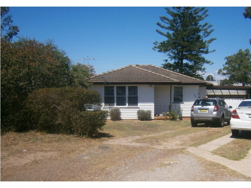 35 Cedar Crescent, North St Marys NSW 2760