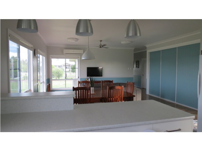 30 Neslo Court, Dalby QLD 4405