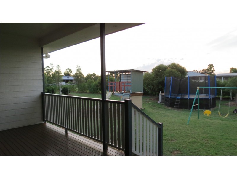 30 Neslo Court, Dalby QLD 4405