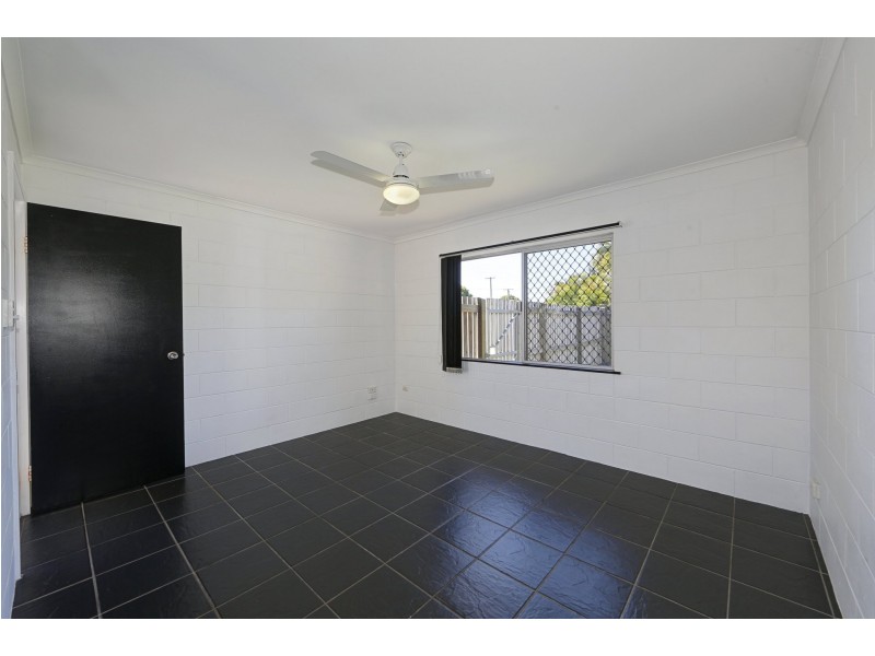 8 Schoch Street, Avenell Heights QLD 4670