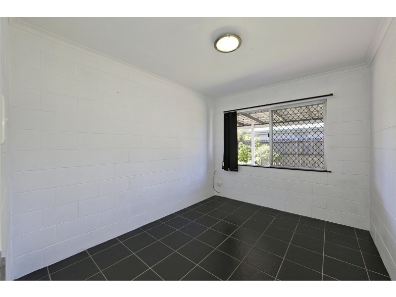 8 Schoch Street, Avenell Heights QLD 4670