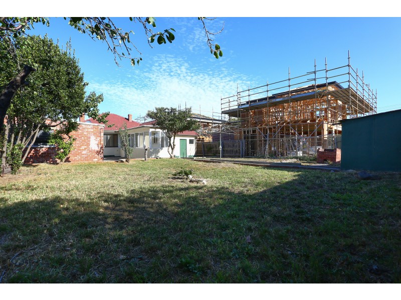 22 Pengana Avenue, Glenroy VIC 3046