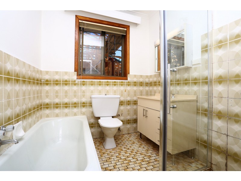 22 Pengana Avenue, Glenroy VIC 3046