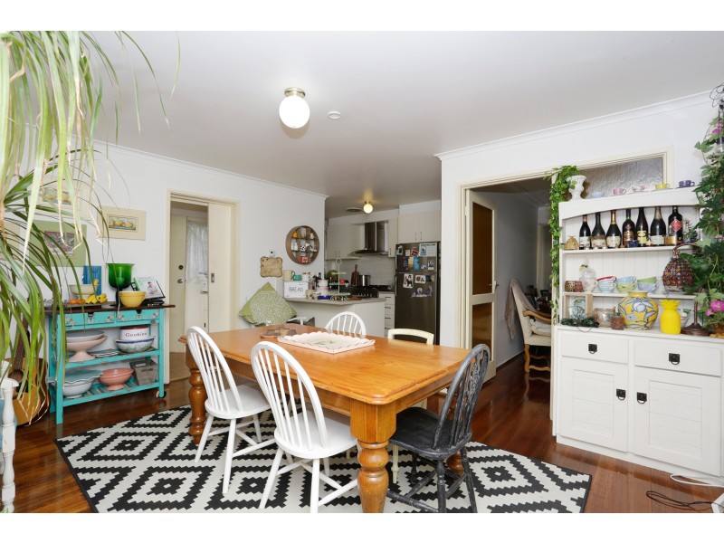 56 Rembrandt Drive, Wheelers Hill VIC 3150