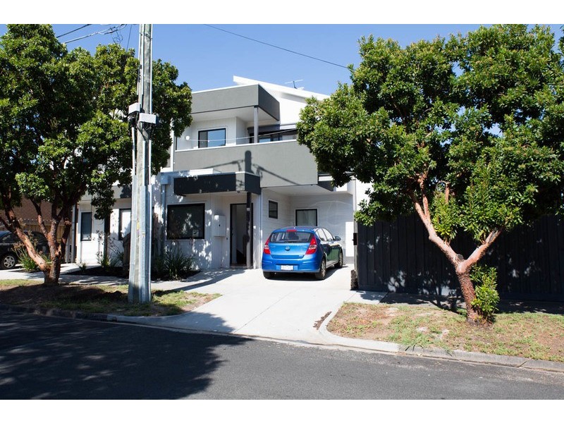 15 Aliwal Street, West Footscray VIC 3012