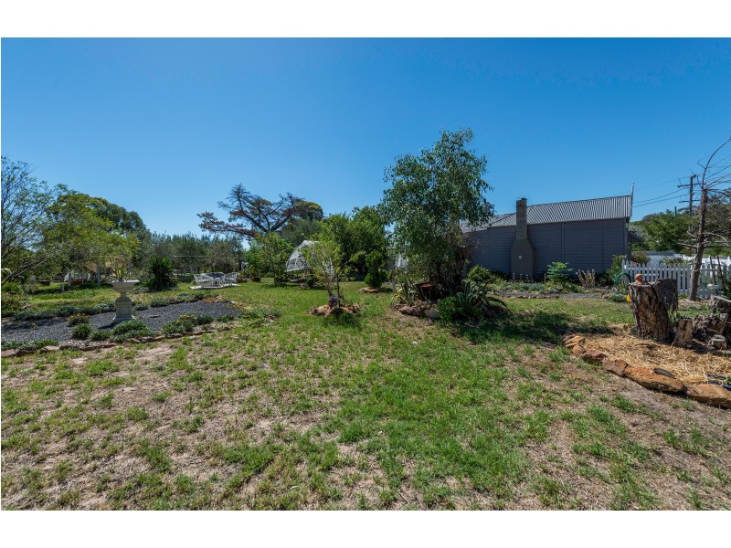 3 Wilga Street, Binnaway NSW 2395