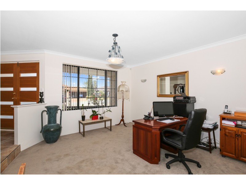 25 Lambrook Mews, Erskine WA 6210