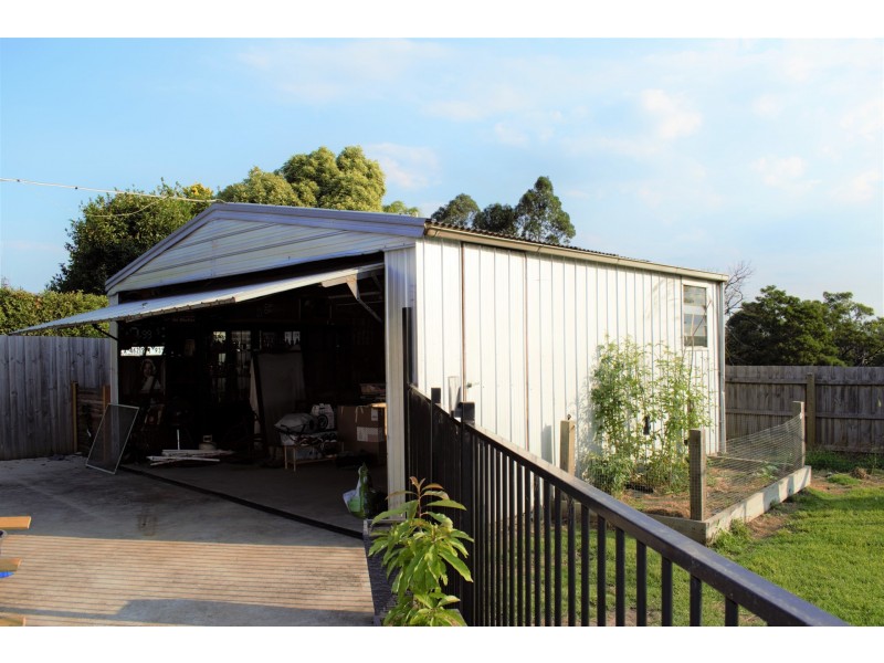 15 Boundary Road, Yallourn North VIC 3825