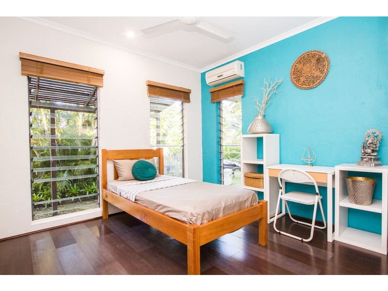 21 Rudder Street, Clifton Beach QLD 4879