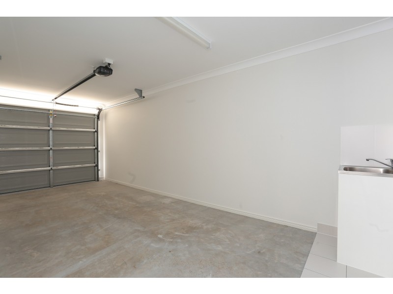 6 Melville Drive, Brassall QLD 4305