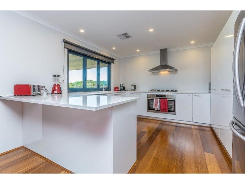 164 Citron Way, Lower Chittering WA 6084