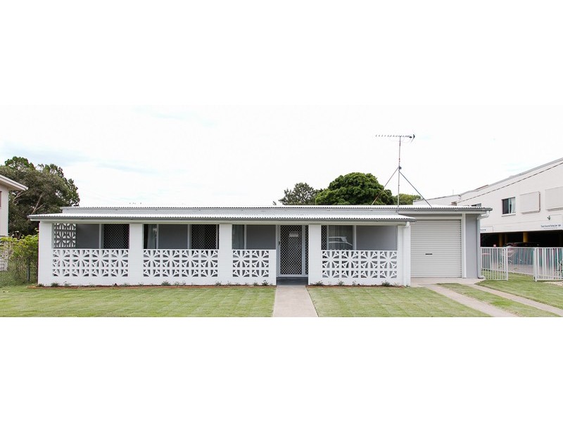 11 Nelson Street, Golden Beach QLD 4551