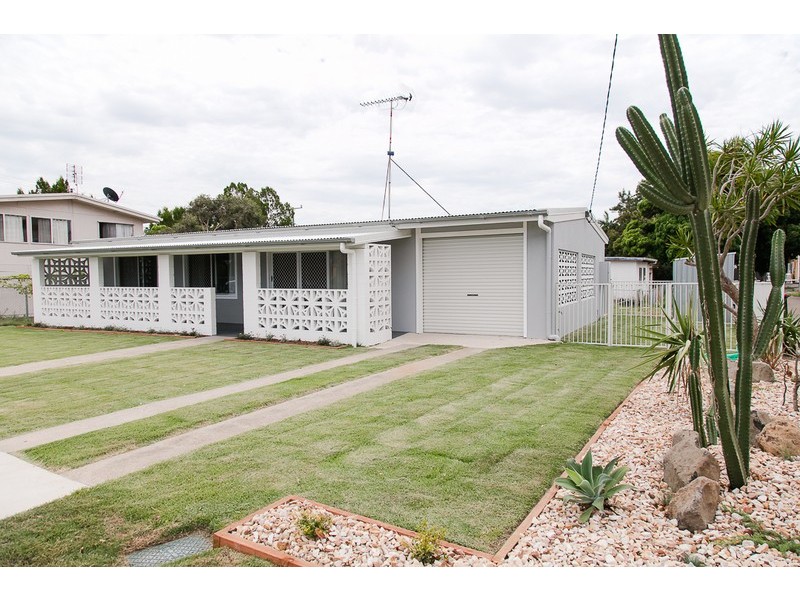 11 Nelson Street, Golden Beach QLD 4551