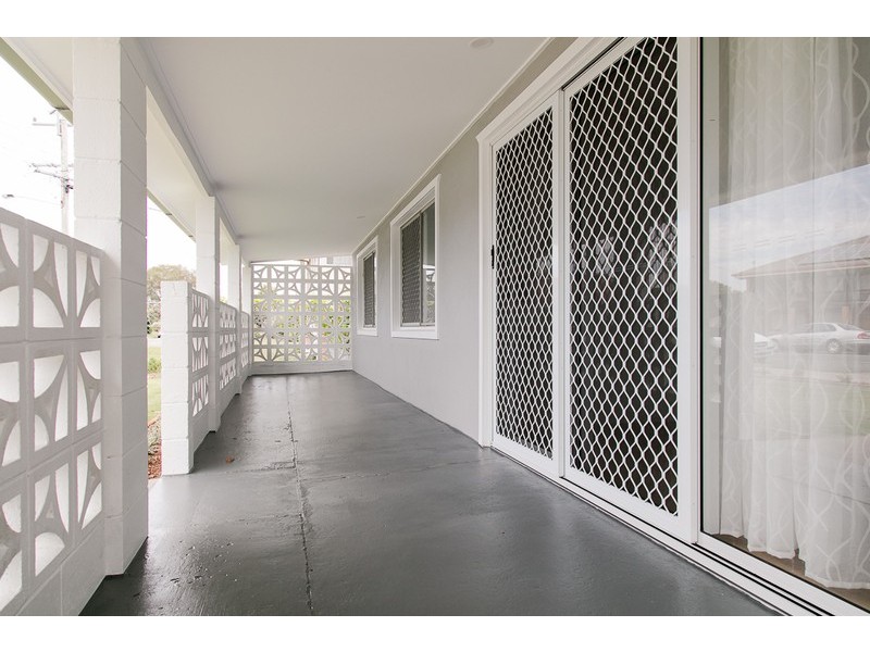 11 Nelson Street, Golden Beach QLD 4551