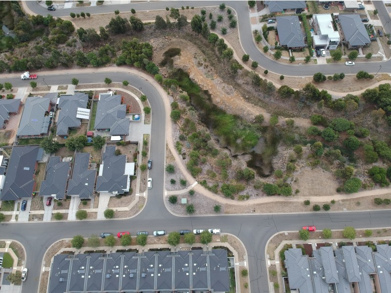 21 Willoby Drive, Alfredton VIC 3350