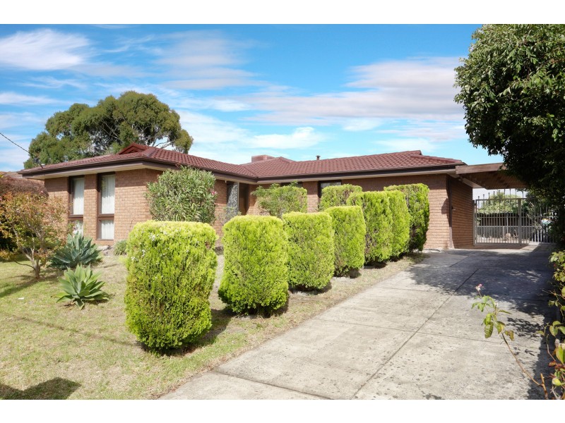 15 Rosella Avenue, Clarinda VIC 3169