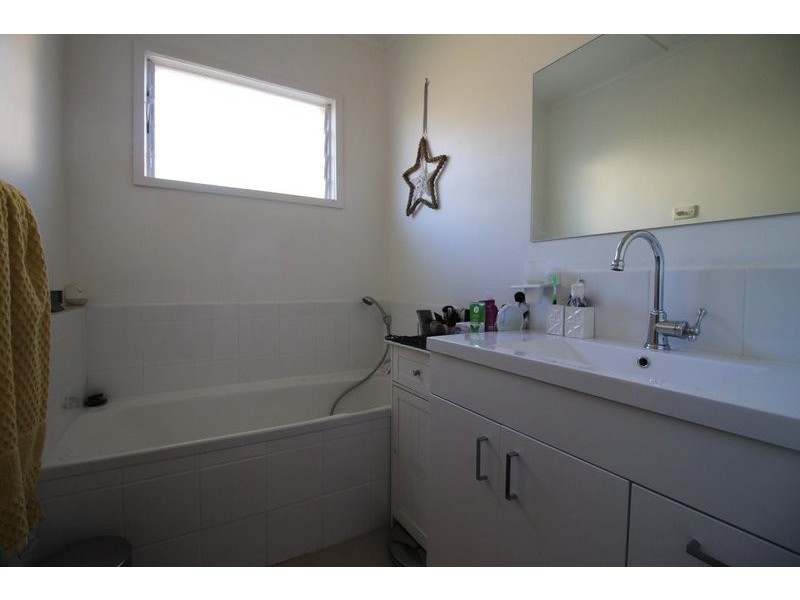 62 Mcfarlane Street, Stratford VIC 3862