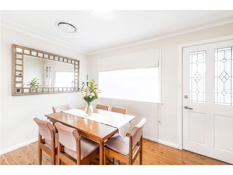 21 Farm Road, Springwood NSW 2777