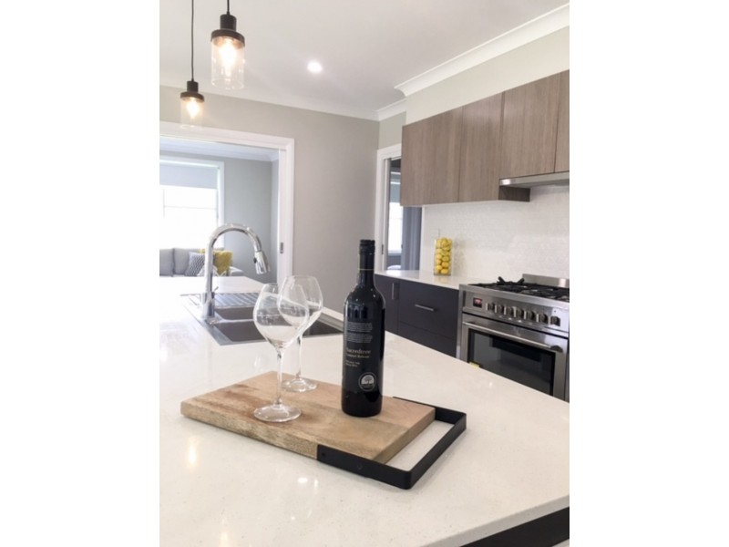 8 Andres Street, Orange NSW 2800