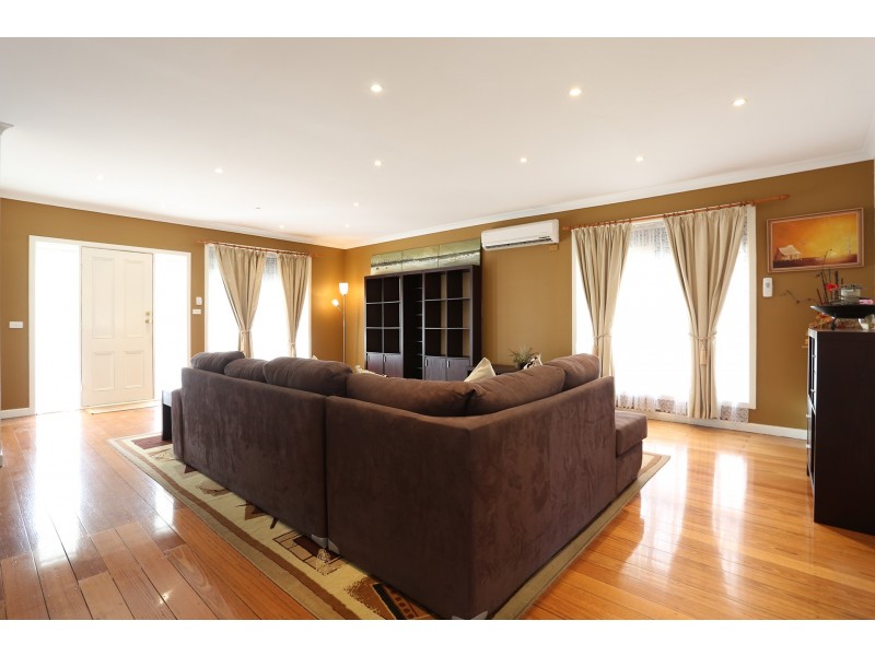 1035 Pasco Vale Road, Jacana VIC 3047