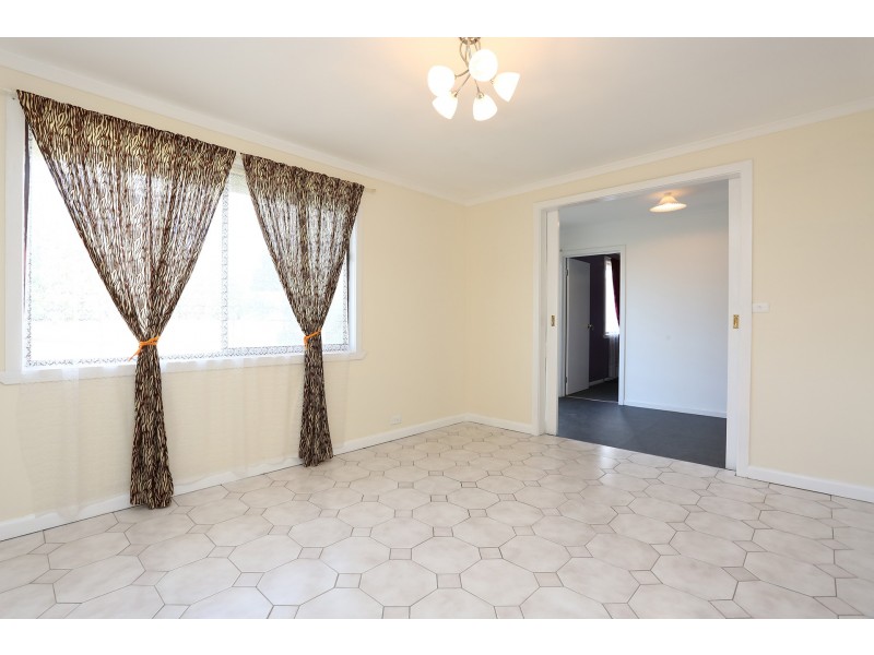 1035 Pasco Vale Road, Jacana VIC 3047