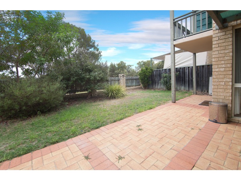49 Lakefront circle, The Vines WA 6069