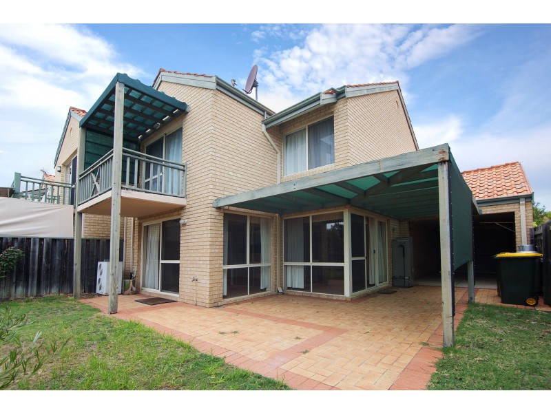 49 Lakefront circle, The Vines WA 6069