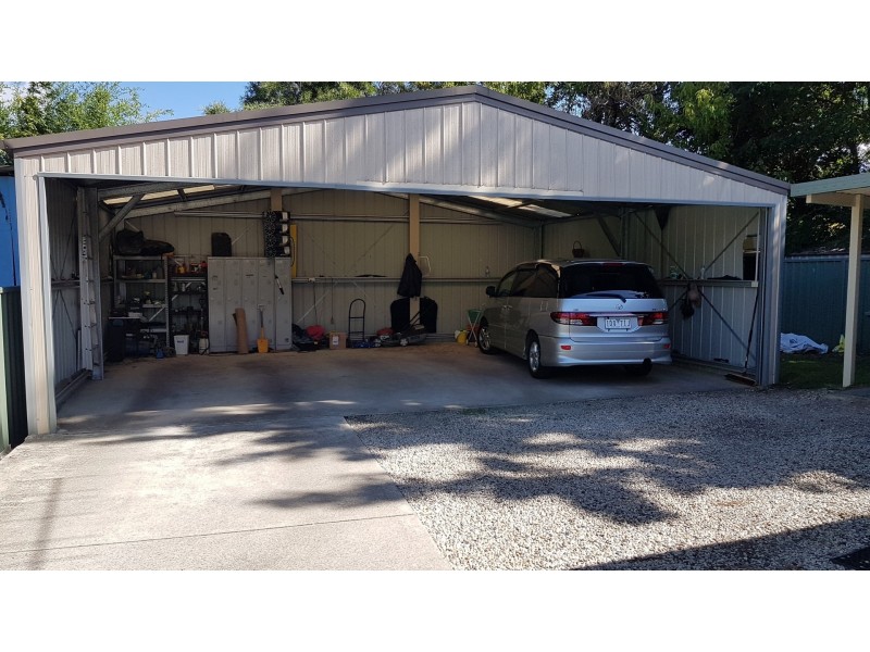 15 Freeburgh Avenue, Mount Beauty VIC 3699