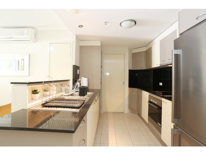 325/21 Cypress Avenue, Surfers Paradise QLD 4217